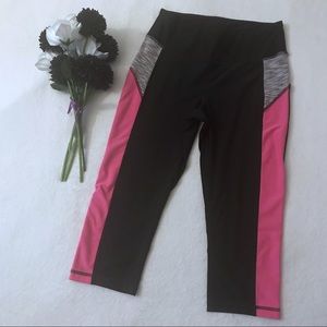 RBX Crop Leggings Size Small Black Pink Gray